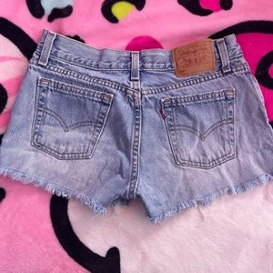*SOLD*🎀levi’s denim low rise shorts🎀